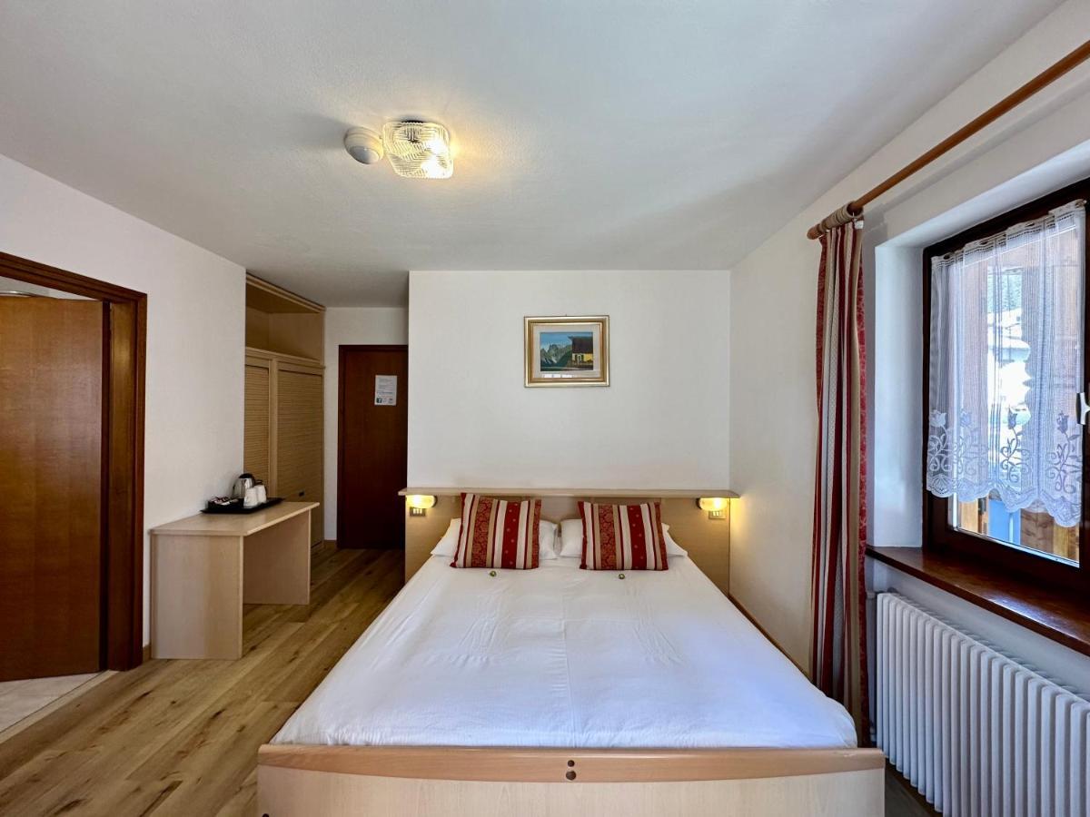 B&B Family Accommodation Canazei Bike Friendly Exterior foto
